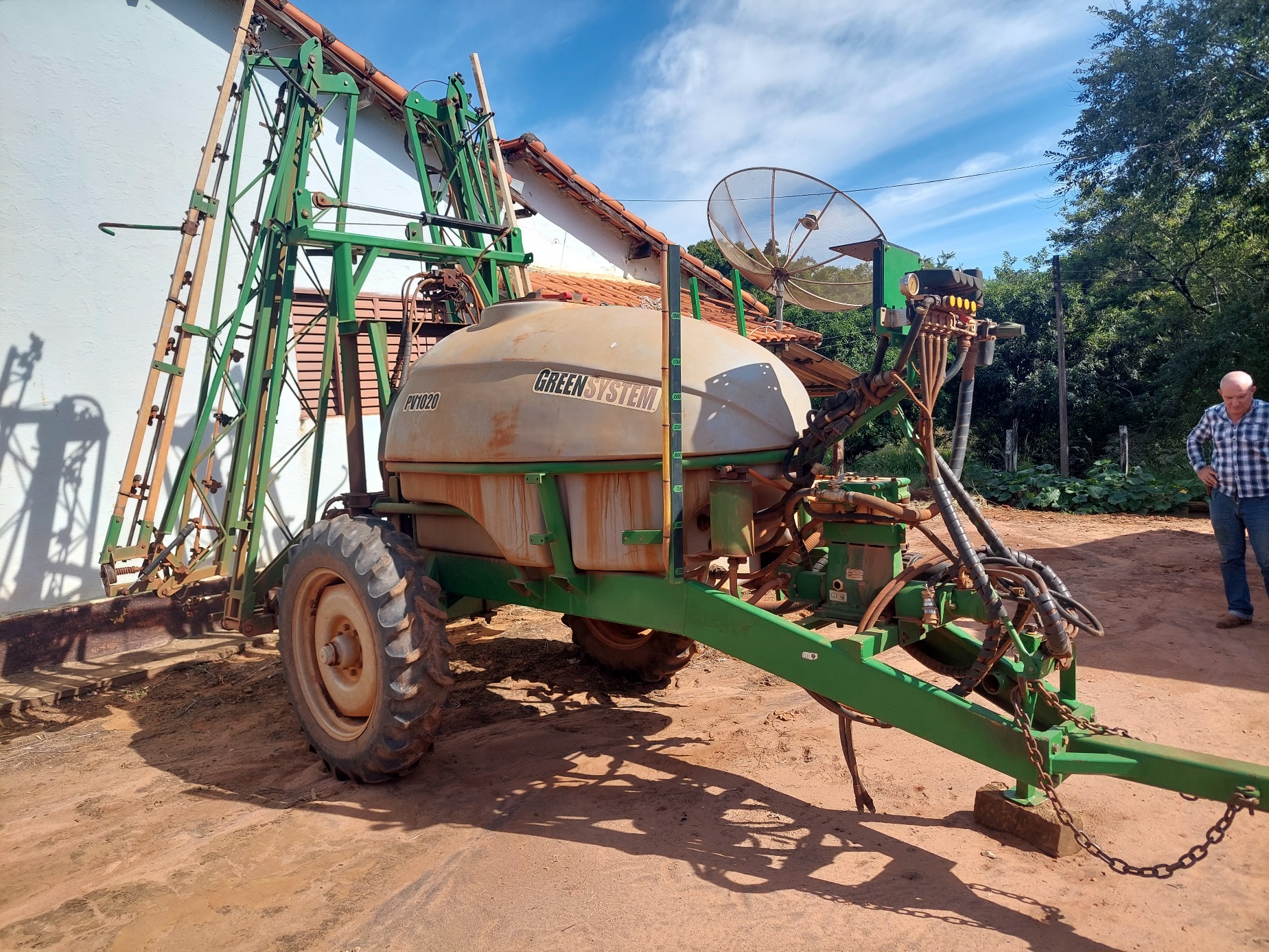 Pulverizador REENSYSTEM PV1020 (2019): Precisão + 3000L!
