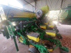 Plantadeira  JOHN DEERE mod. 2113 CCS - 12 linhas, ano 2017, a vácuo, completa.