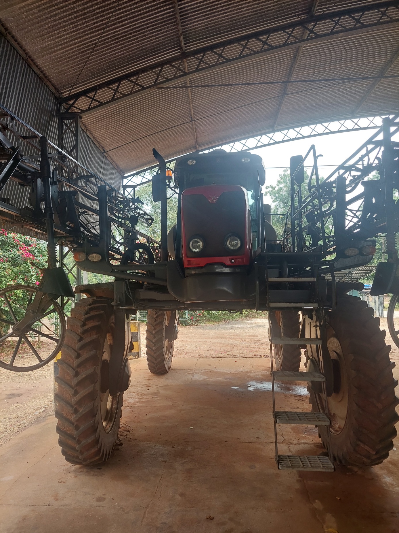 Pulverizador autopropelido MF9030 - Mais Produtividade na Lavoura